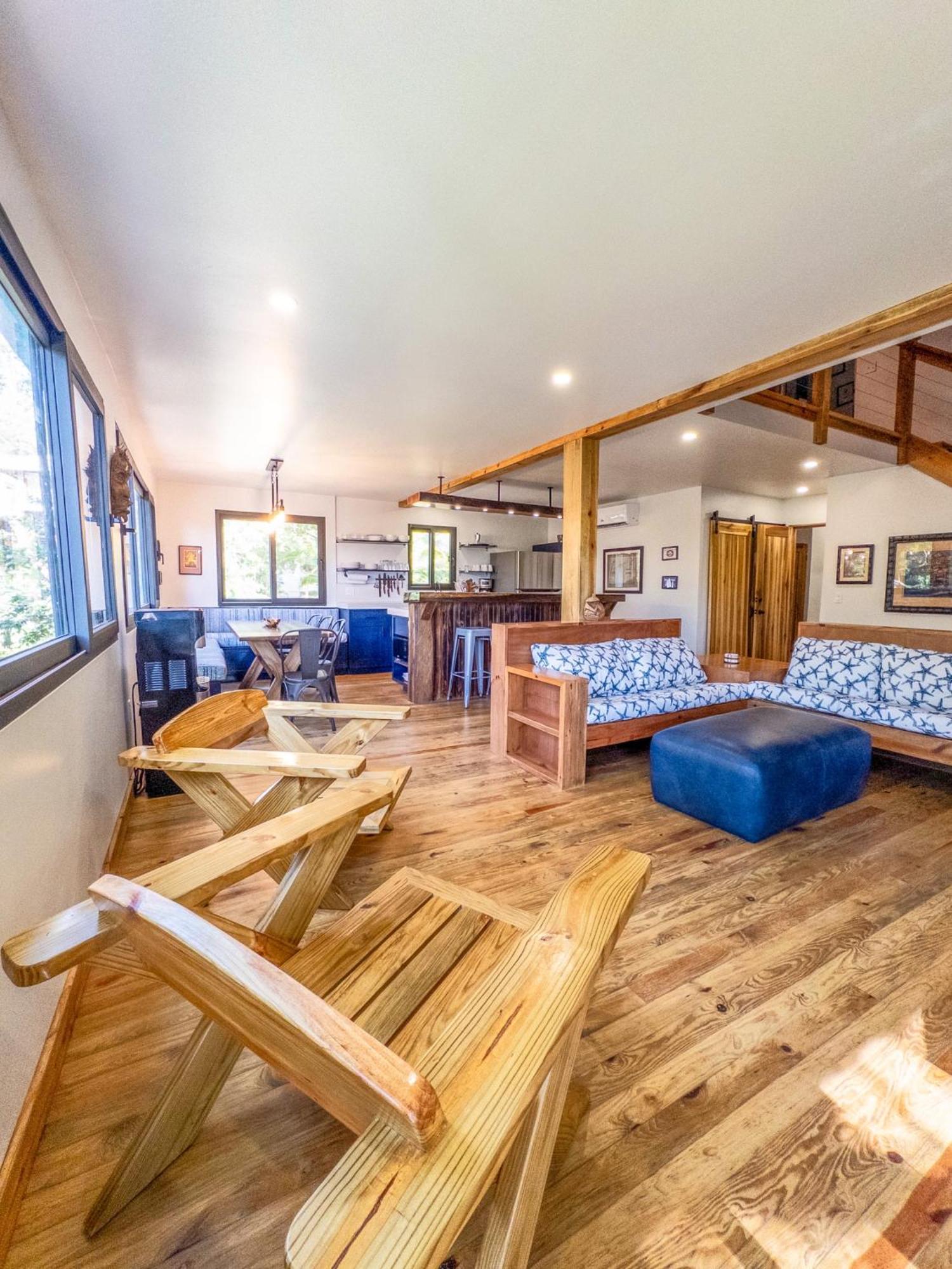 Luna Beach Luxury Boutique Beach Front Resort Jobs Bight Εξωτερικό φωτογραφία